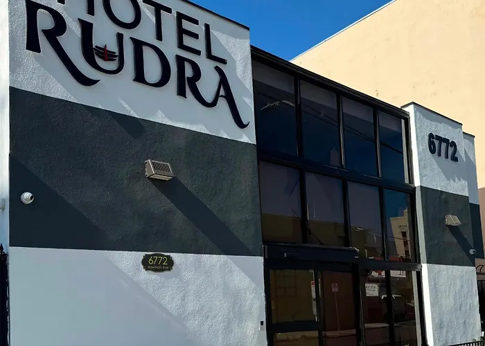Hotel Rudra - Hollywood